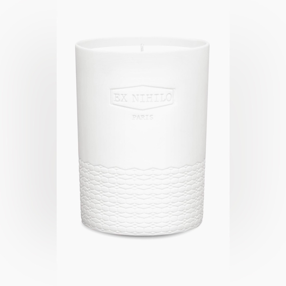 Ex Nihilo Ultra Rose Candle - White with Gold Accent - Picture 6 of 12